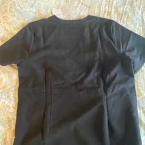 Figs XL black women’s Rafaela Freex scrub top. With tags
